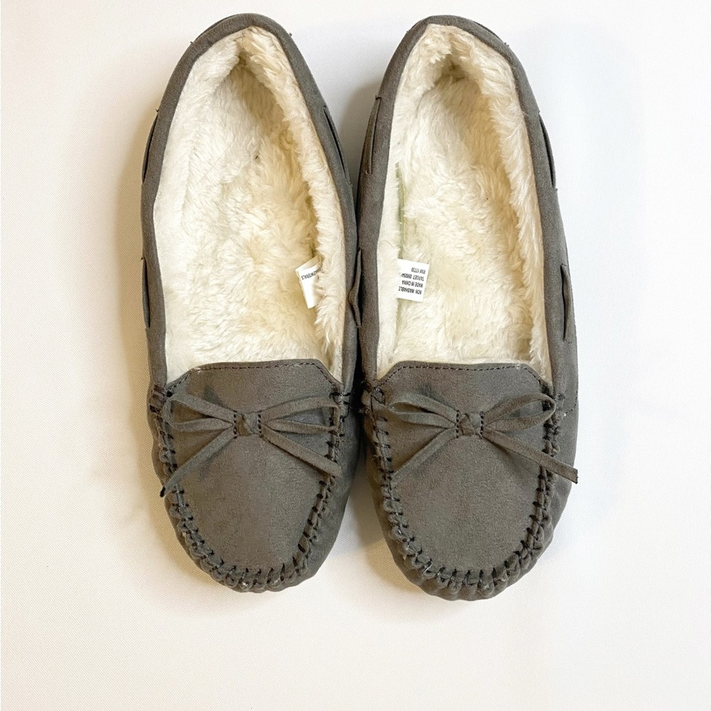 Cat & Jack Kids Gray Moccasins Size 4 | Faux Fur Lined Cozy Slip-On Shoes | NWOT